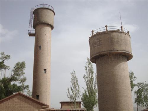 循環(huán)水站涼水塔選型研究