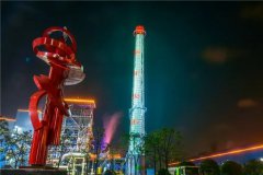 煙囪變身霓虹美景