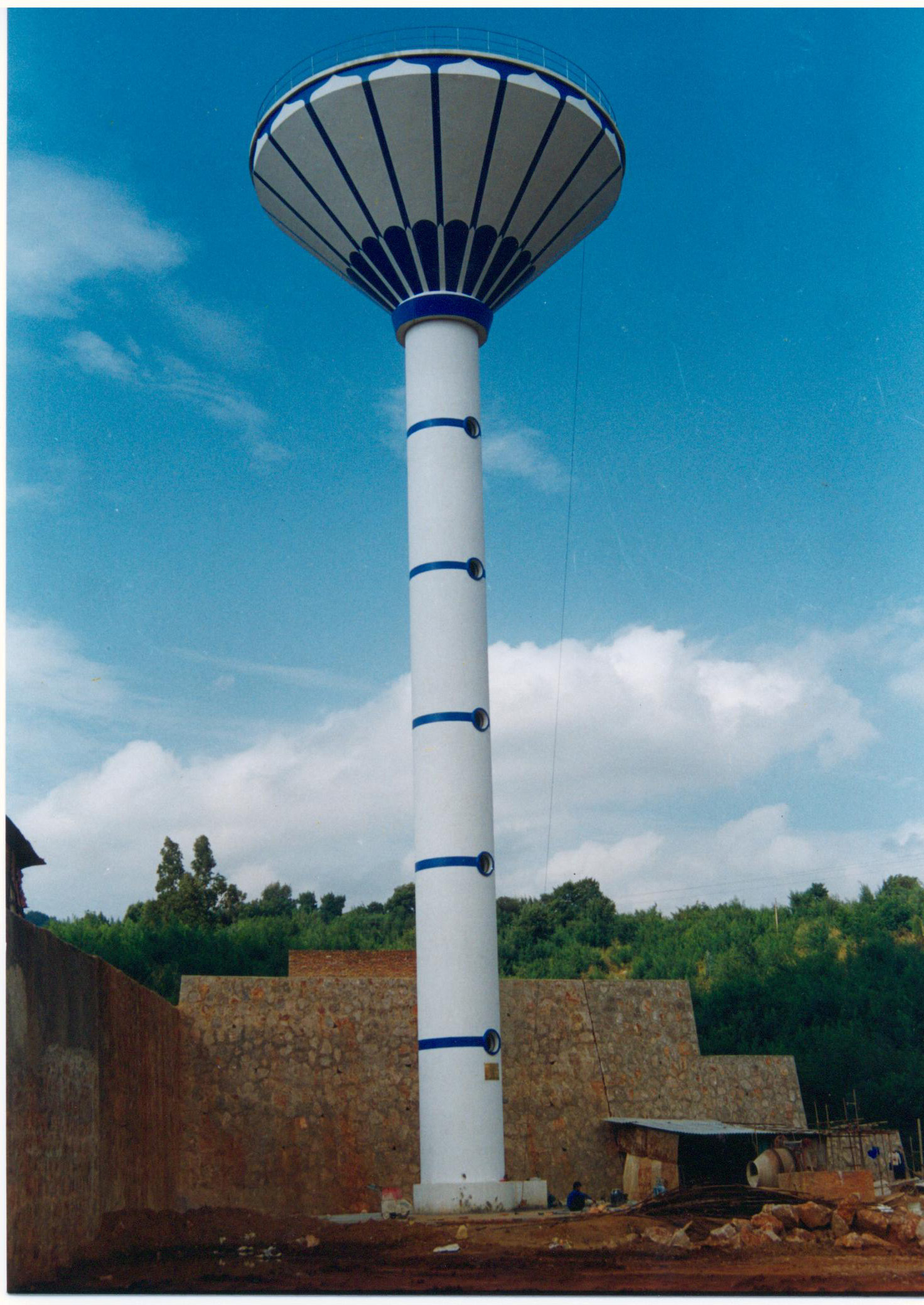 水塔施工咨詢:15905100555 水塔施工咨詢:15905100555